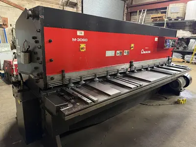 USED 2003 AMADA M3060