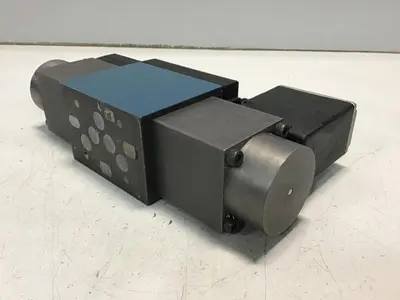 USED BOSCH 0 811 404 851
