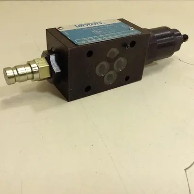 USED VICKERS DGMX2-3-PP-CW-S-40