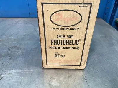 Used DWYER 3008 Pressure Switches Ohio US | HGR 24 #1291958