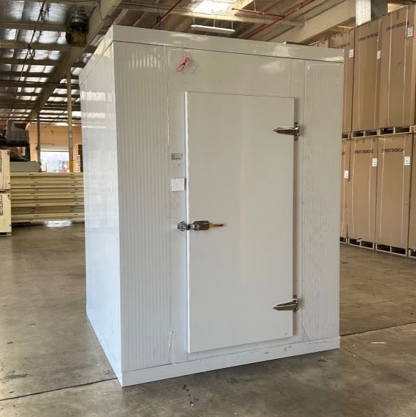 171-0320 6x6x8 Walk In Refrigerator Freezer Cooler Box