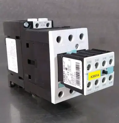 Siemens 3RT1034-1B.0 w/ 3RH1921-1FA22 Contactor Relay Loc4D42