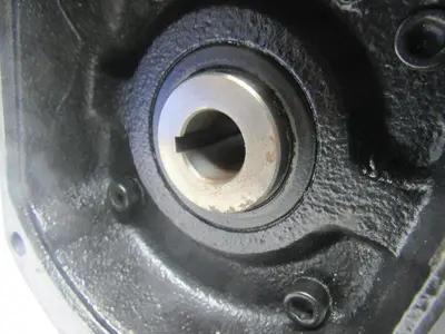 Winsmith E17MSFS5DR48C.75 5:1 Ratio 1750RPM 2.69Hp Input 350RPM Output Gear Box