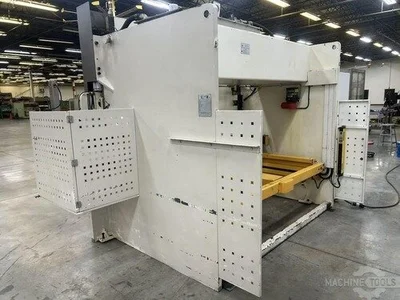 USED 2006 ERMAK CNCAP 10X132