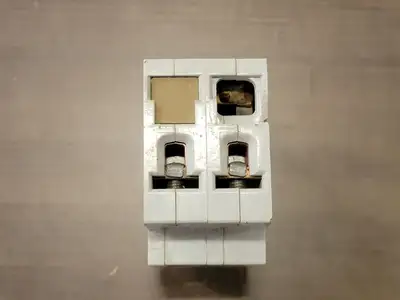 USED SIEMENS 5SX22