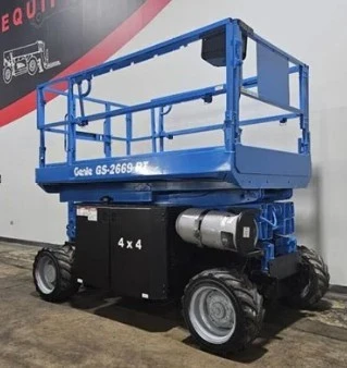USED 2013 GENIE GS-2669 RT
