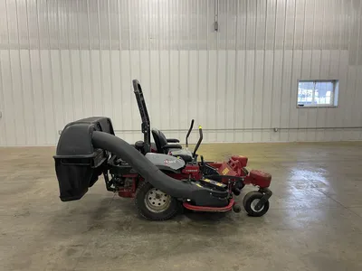 USED 2022 EXMARK LAZER Z ZERO TURN