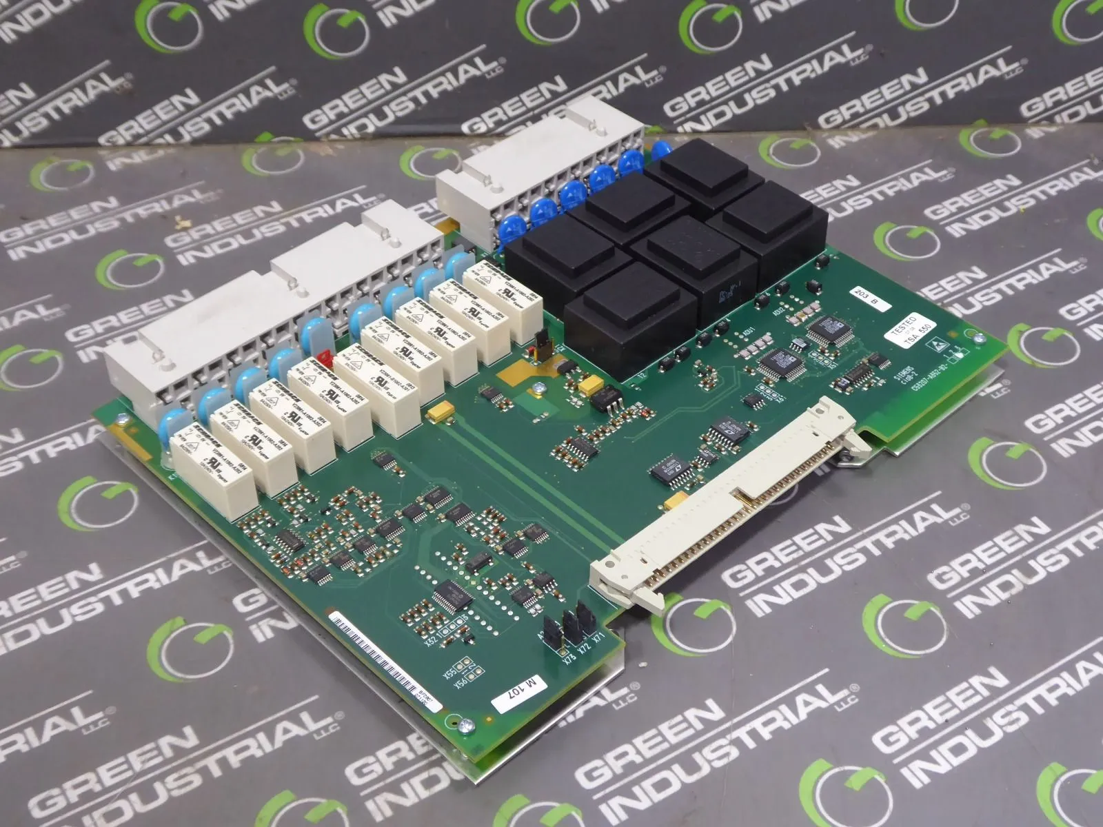 Siemens C53207-A352-B2-1 SIPROTEC cio8-2 Relay Board Used