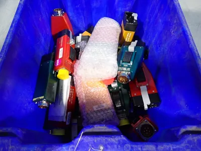 Used PREFERRED ENGINEERING, TESTRON _UNKNOWN_ Connector Accessories Ohio US | HGR 24 #1406398