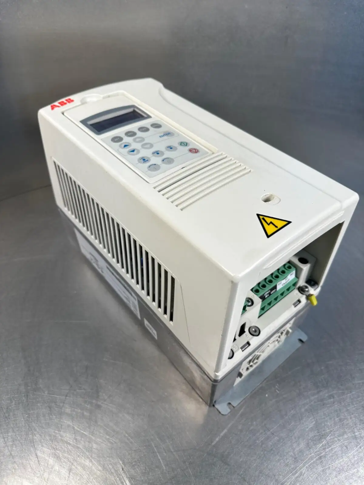 USED ABB ACS800-U1-0011-5+P901