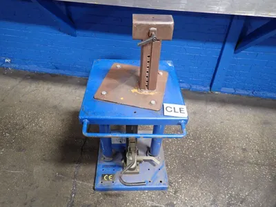 USED 2012 CLOBAL INDUSTRIES MD0548