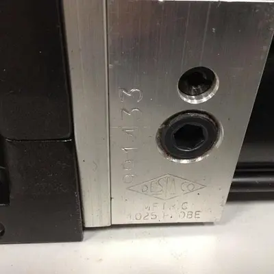 USED DESTACO 991MAR-001M-180A-57-44-DS