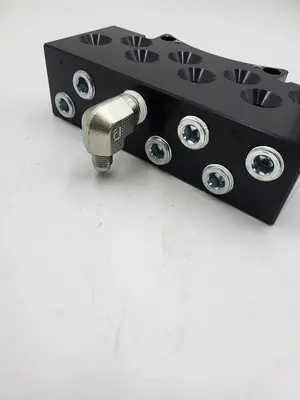 Used ATI TI AE2T TOOL SIDE AIR MODULE WITH 8 - 3/8" NPT PASS THROUGH PORTS *NEW* Misc Electrical & Power Parts | ND Industrial Surplus #1217058