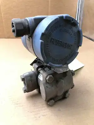 Rosemount Alphaline 115 1GP3E22B1 Differential Pressure Transmitter 45VDC