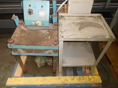 6744-185 Lee Casting 4-Post Rubber Mold Vulcanizer