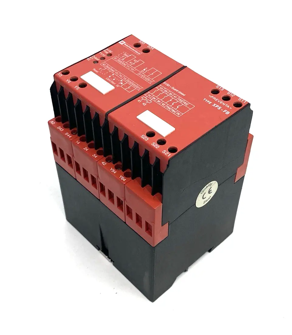 USED SCHNEIDER ELECTRIC PREVENTA SAFETY RELAY 300V 2.5A