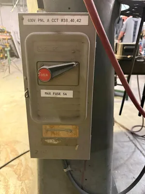 BRIDGEPORT SERIES 1 knee mills | ListingHippo (5)