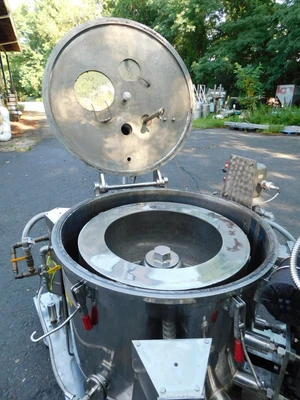 USED SANBORN BASKET CENTRIFUGE 30 X 16