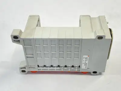VV5QC11-06N3FD0-S | SMC  Base Mounted Manifold Plug-In - For parts or not working