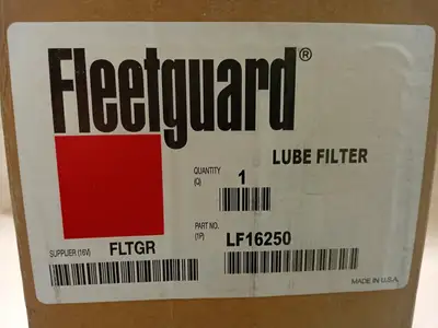 NEW FLEETGUARD LF16250