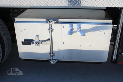 New | in-Stock 2027 MACK MD7 Septic/Sewer/Vacuum Trucks Texas US | Roll Off Truck World #1491896