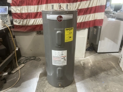 Used RHEEM CLASSIC SERIES Water Heaters Michigan US | Miedema Asset Management Group #1476307