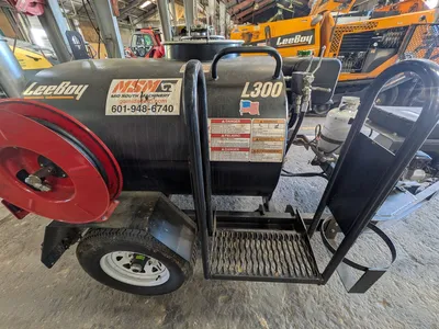 2025 LEEBOY L300T Asphalt Distributor | Mid South Machinery (2)