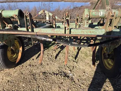 USED 2000 JOHN DEERE C20