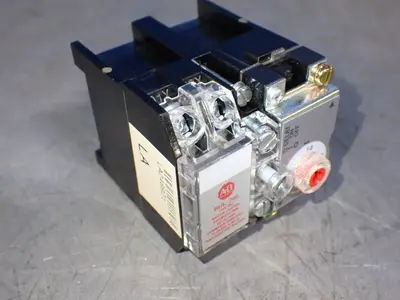 NEW ALLENBRADLEY 700PKT