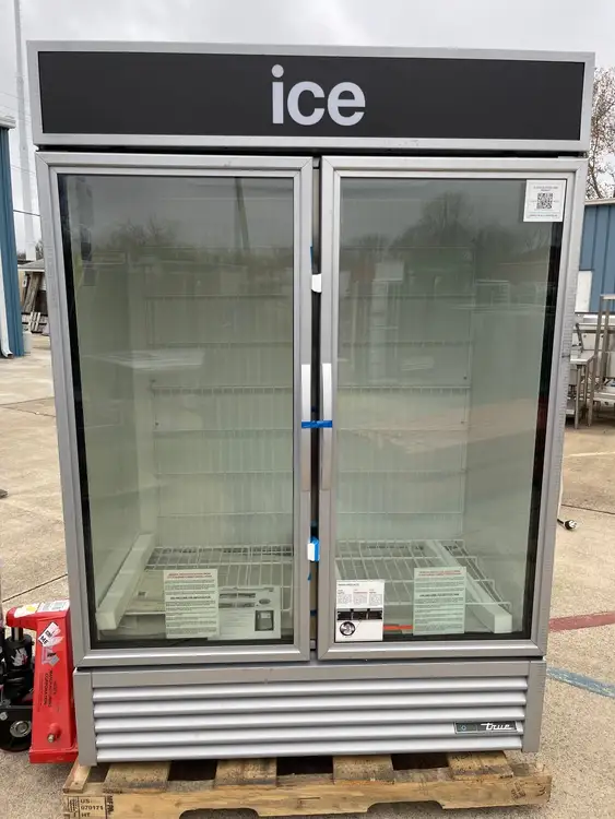 New | in-Stock True Old Stock 2023 54" True GDIM-49NT-HC~TSL01 Glass 2 Door Bag Ice Merchandiser Indoor Freezer 120V Display Freezers Illinois US | Falcon Restaurant Supply #1375778