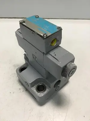 USED VICKERS DG4V30CMFWB660EN21