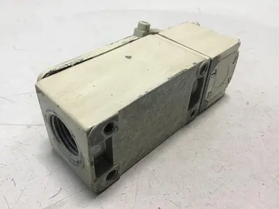 USED TELEMECANIQUE C2JK05
