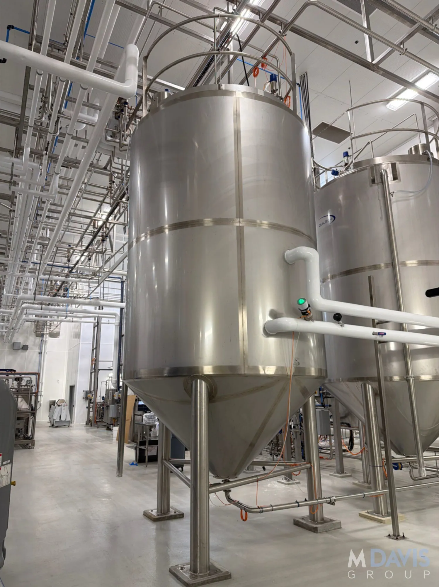 USED 2023 QUALTECH 4,200 GALLON
