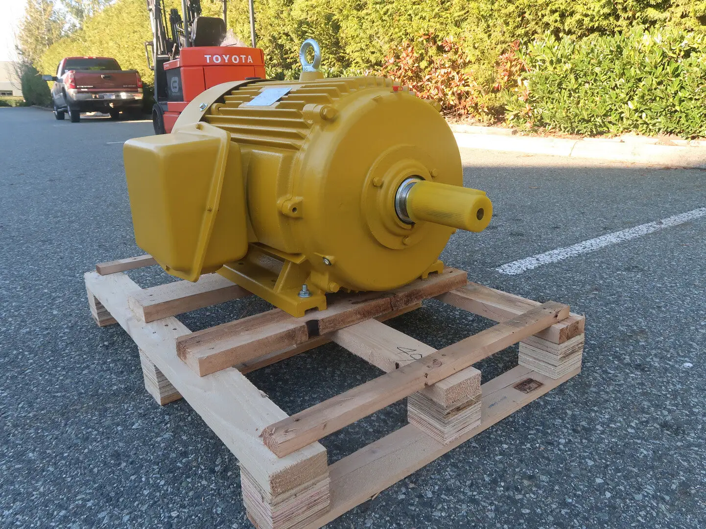 7.5 hp, 575 volts, 1200 rpm, 254T Electric Motor
