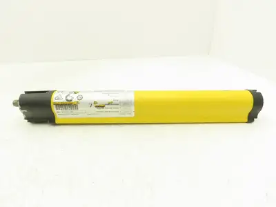 Allen Bradley 440L-T4J0320YD Light Curtain Guardmaster Transmitter Ser A Rev A