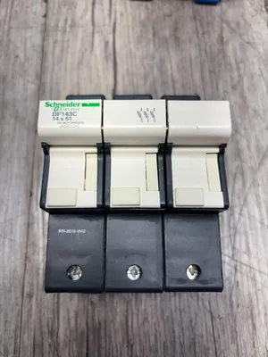 SCHNEIDER DF143C Electrical/PLC/Automation | ESS Industrial Equipment Sales (7)