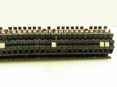 Allen Bradley 1492-GH015 Din Rail 1.5A Circuit Breaker Ser B 250V Lot of 42