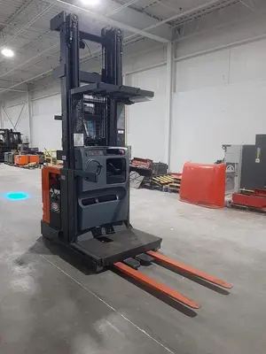 USED 2017 TOYOTA 6BPU15 ORDER PICKER WITH WIRE GUIDANCE