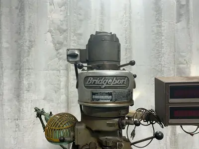 Used BRIDGEPORT 5071 Vertical Mills Ohio US | HGR 24 #1186200