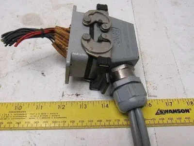 42 Pin 600V Heavy Duty Cam Lock Electrical Panel Mount Plug Set