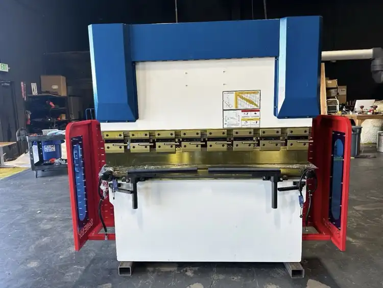 Used 2024 SELLETON SL-33-TON-5PB Press Brakes California US | Revelation Machinery #404085