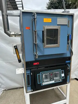BLUE M ELECTRIC OVEN MP-146C-WAS CHAMER SIZE: 14"W x 14"H x 14"D