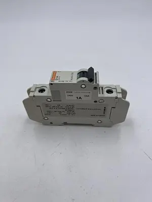 USED MERLIN GERIN MERLIN GERIN GHC10505-00