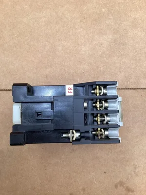 Allen-Bradley 100-A09ND22 Series B Contactor 240V