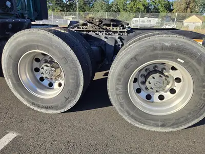 USED 2012 FREIGHTLINER CASCADIA 125