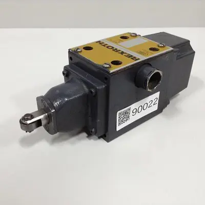 USED REXROTH 4WMR10J11/YASO111