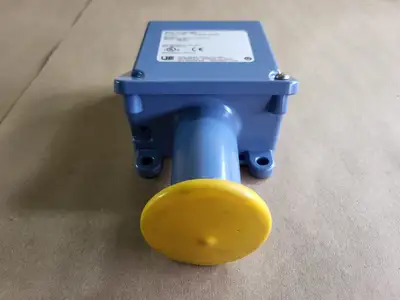NEW UNITED ELECTRIC CONTROLS H100-567