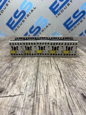 Used SIEMENS 3RH1122-1BB40 Misc Electrical & Power Parts South Carolina US | ESS Industrial Equipment Sales #1425722