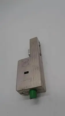 Used ALLEN-BRADLEY ALLEN-BRADLEY 2090-K6CK SERVO MOTOR 15 PIN MALE FEEDBACK CONNECTOR Servo Motors | ND Industrial Surplus #1215935