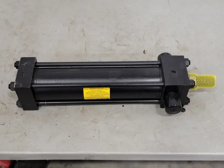 Used PARKER 3.25CD2HKTS24AC13.00 Parts (Hydraulics and Pneumatics) British Columbia CA | Lenmark #264911